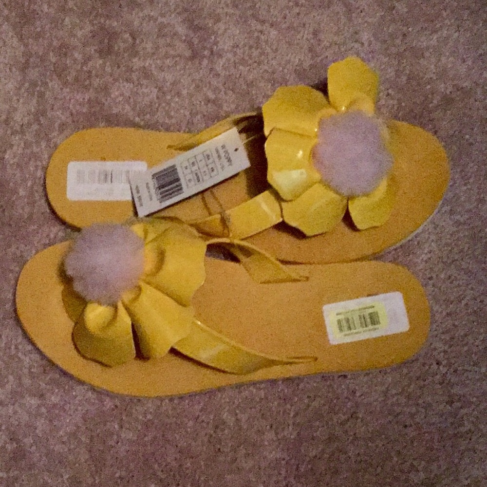 Ugg sandals - Picture 2 of 5